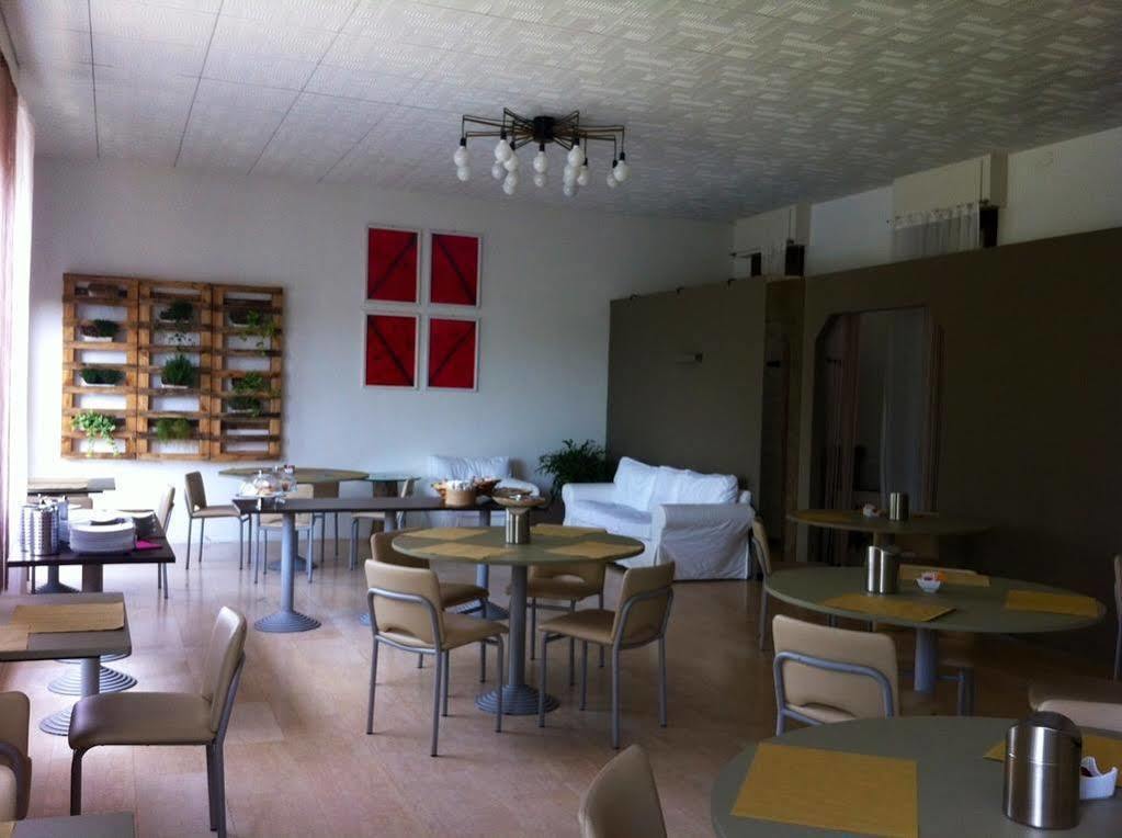 Hotel San Francesco Borgomanero Extérieur photo